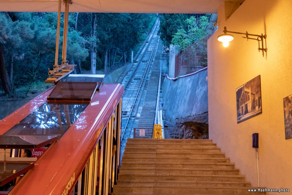 Georgia_TbilisiFunicular2_001